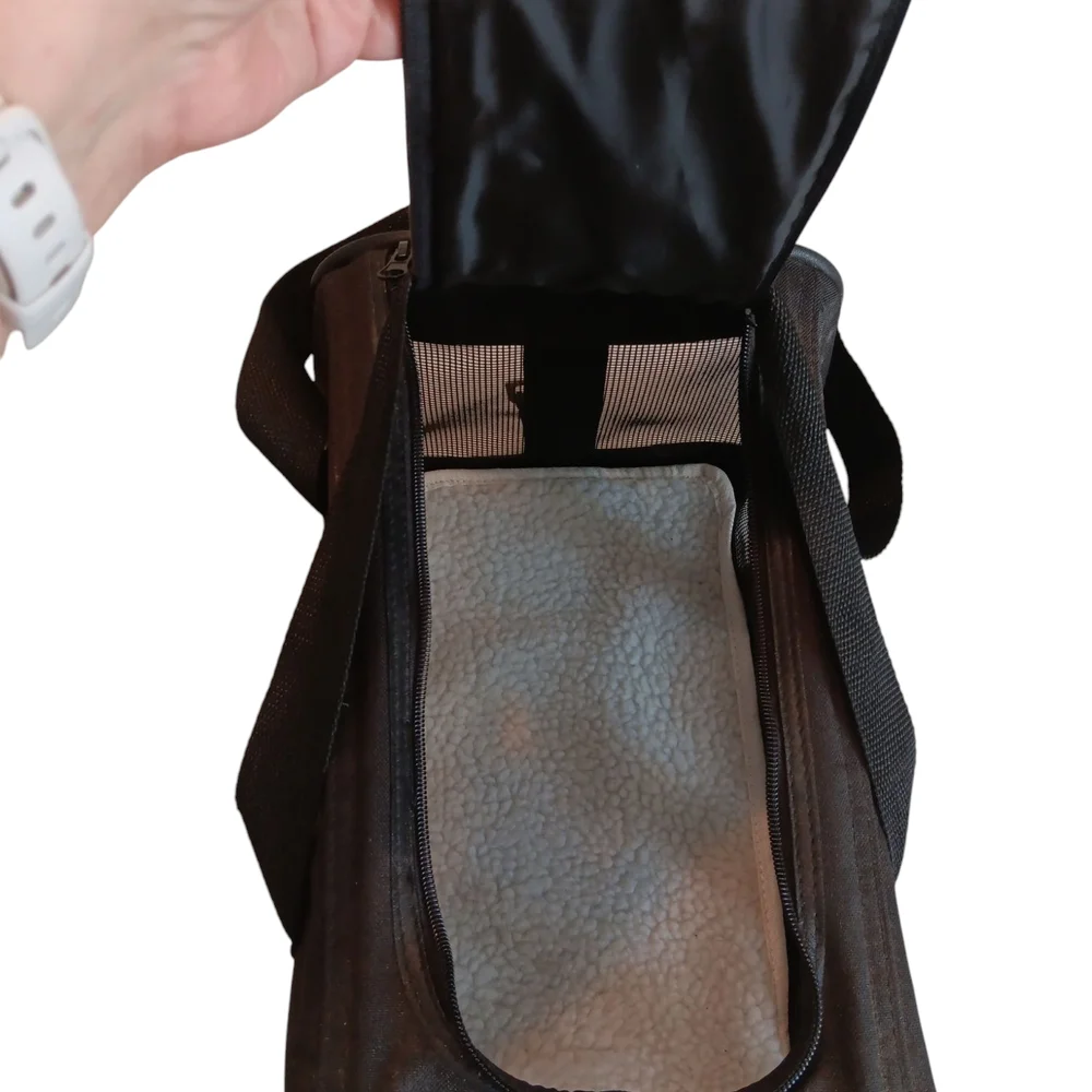Amazon Basics Black Pet Carrier For A Small Pet with Shoulder Strap 13